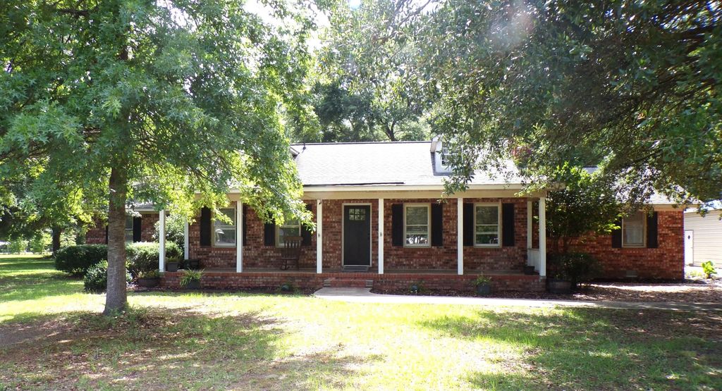 810 Santa Fe Trail, Sumter