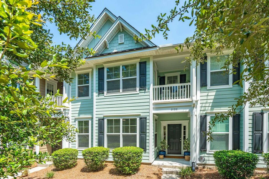 2132 Promenade Court, Mount Pleasant