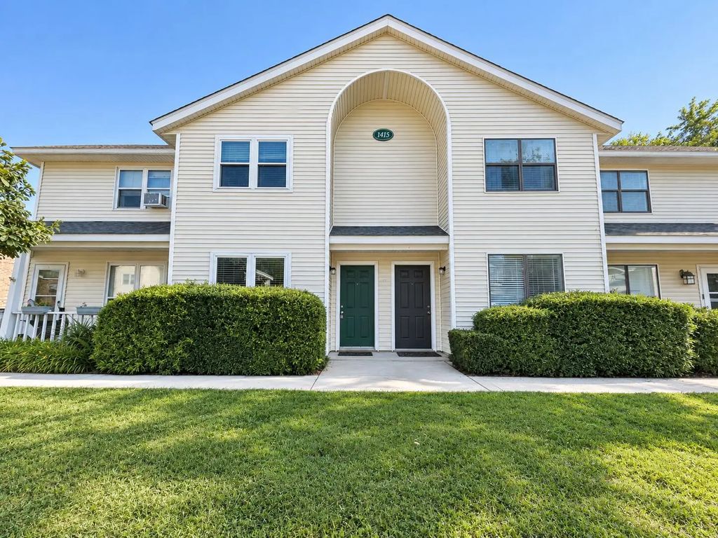 1415 Dove Run Drive Unit B, Charleston