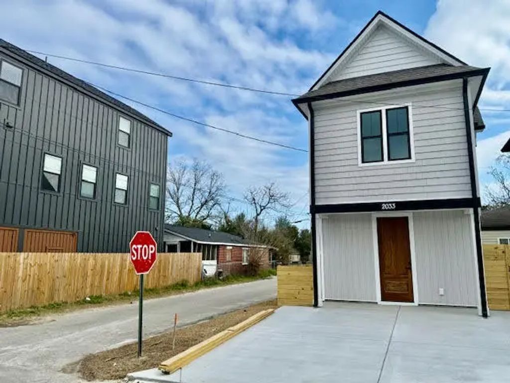 2033 Beech Avenue, North Charleston