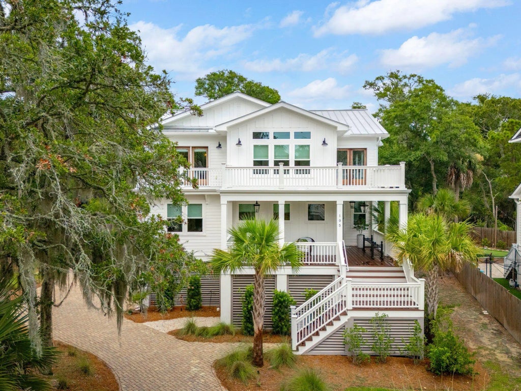 105 Forest Trail Trail, Isle of Palms