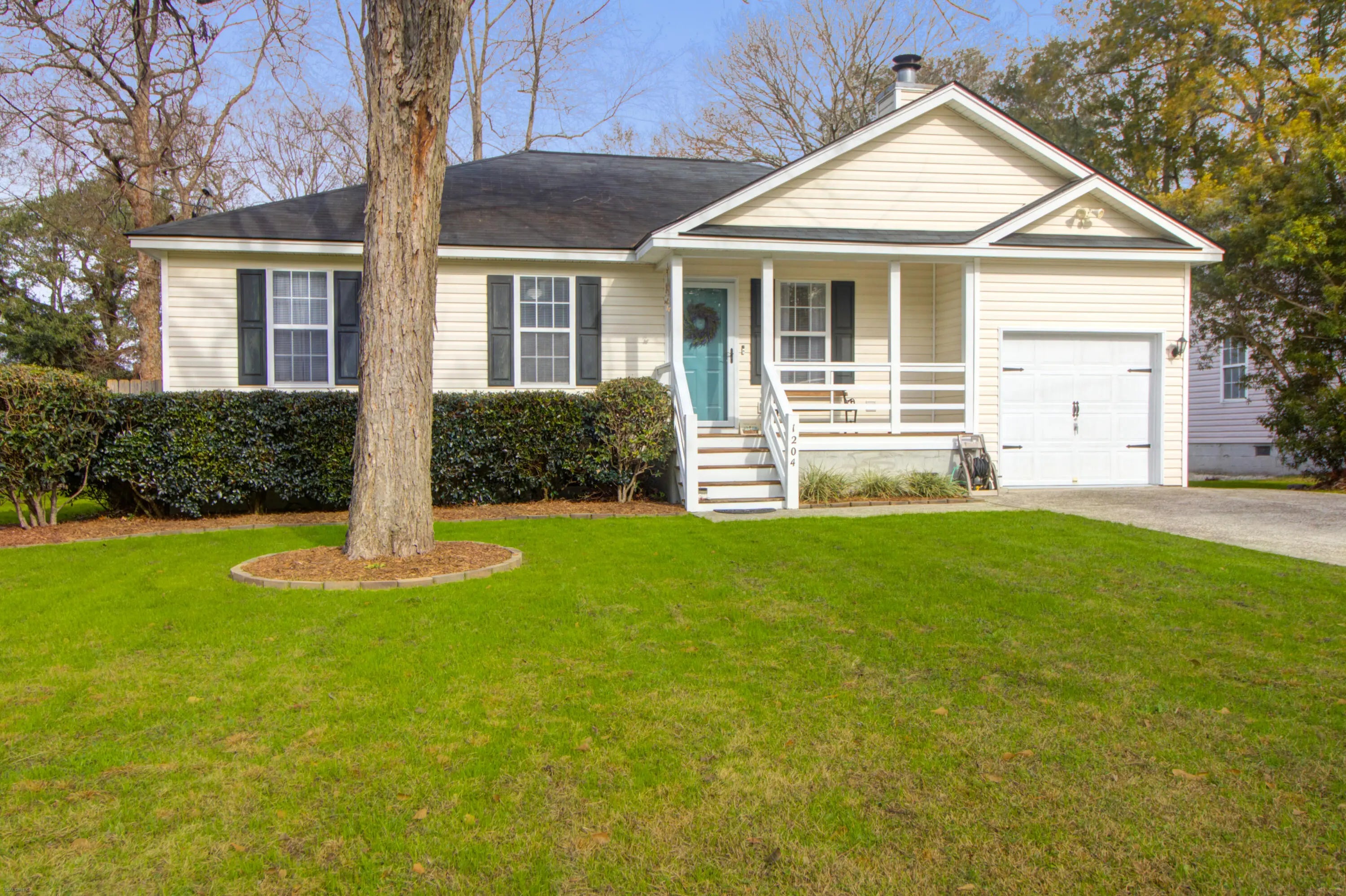 Photo of Listing #26000448