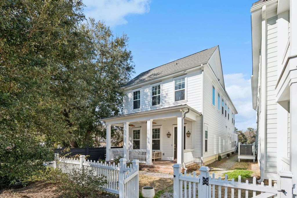 1029 Avenue Of Oaks, Charleston