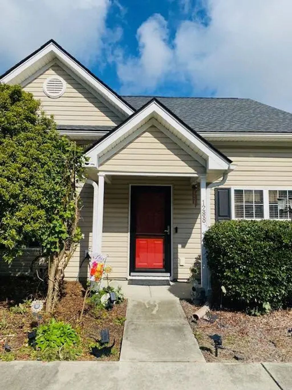 1288 River Rock Road, Hanahan
