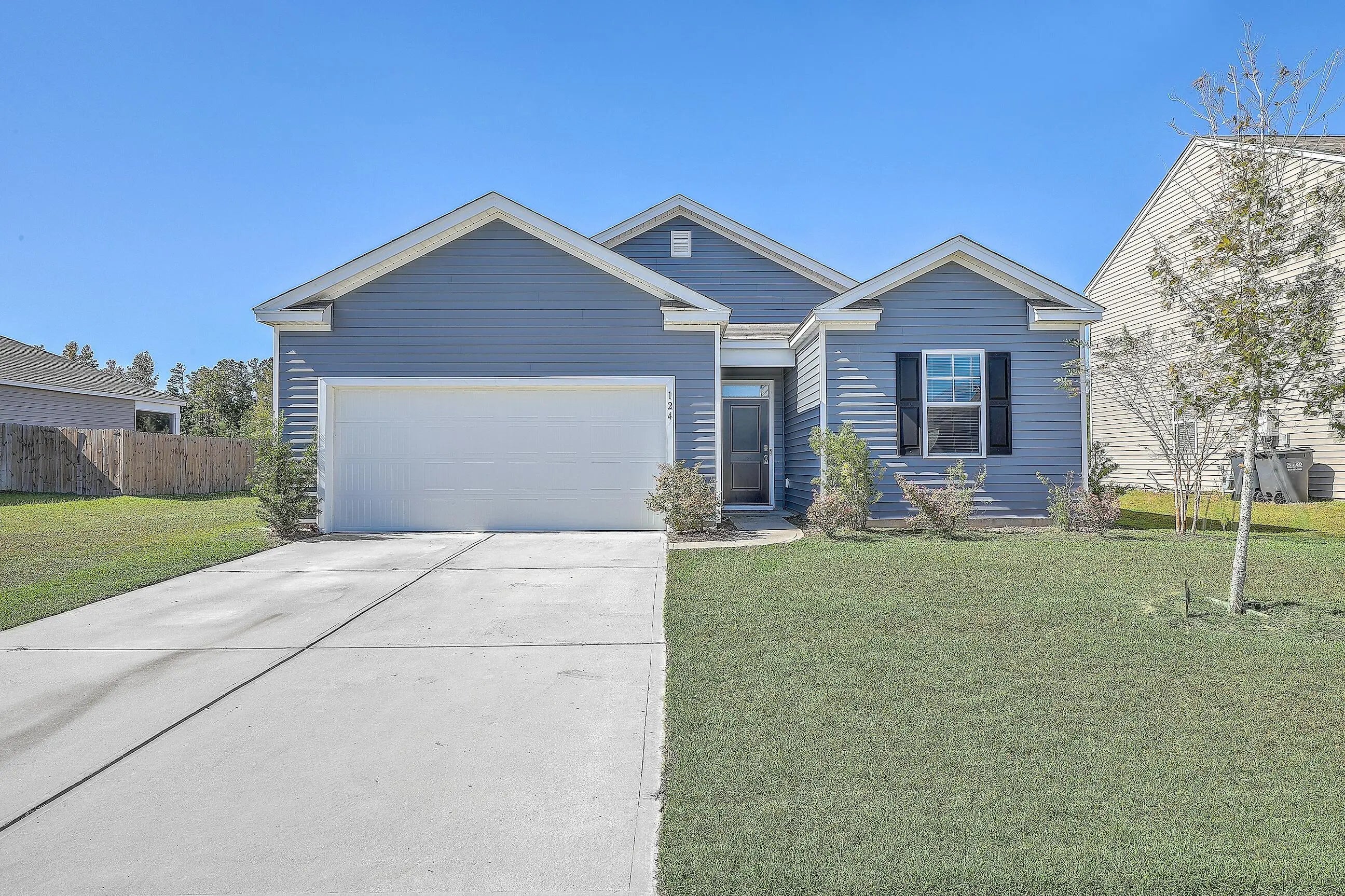 Photo of Listing #25018229