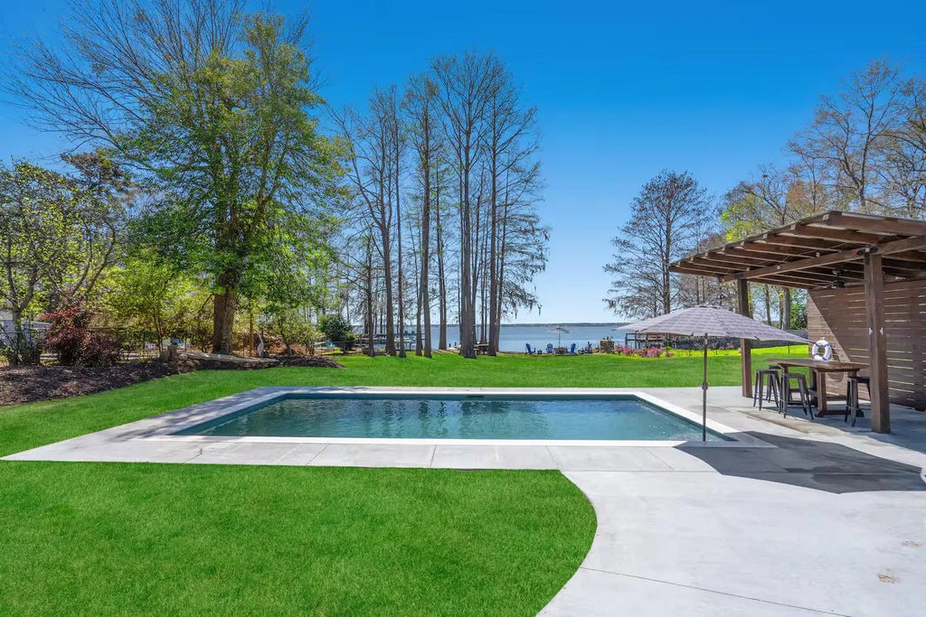 1129 Duboise Drive, Summerton