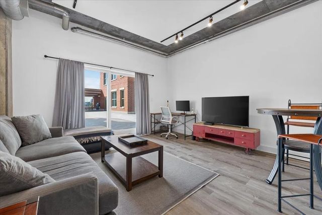 Photo of 150 Bee Street 306, Charleston SC