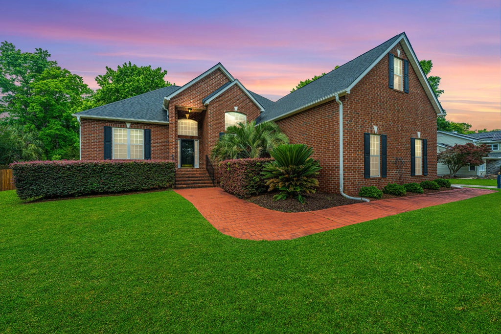 1000 Bakers Landing Drive, North Charleston