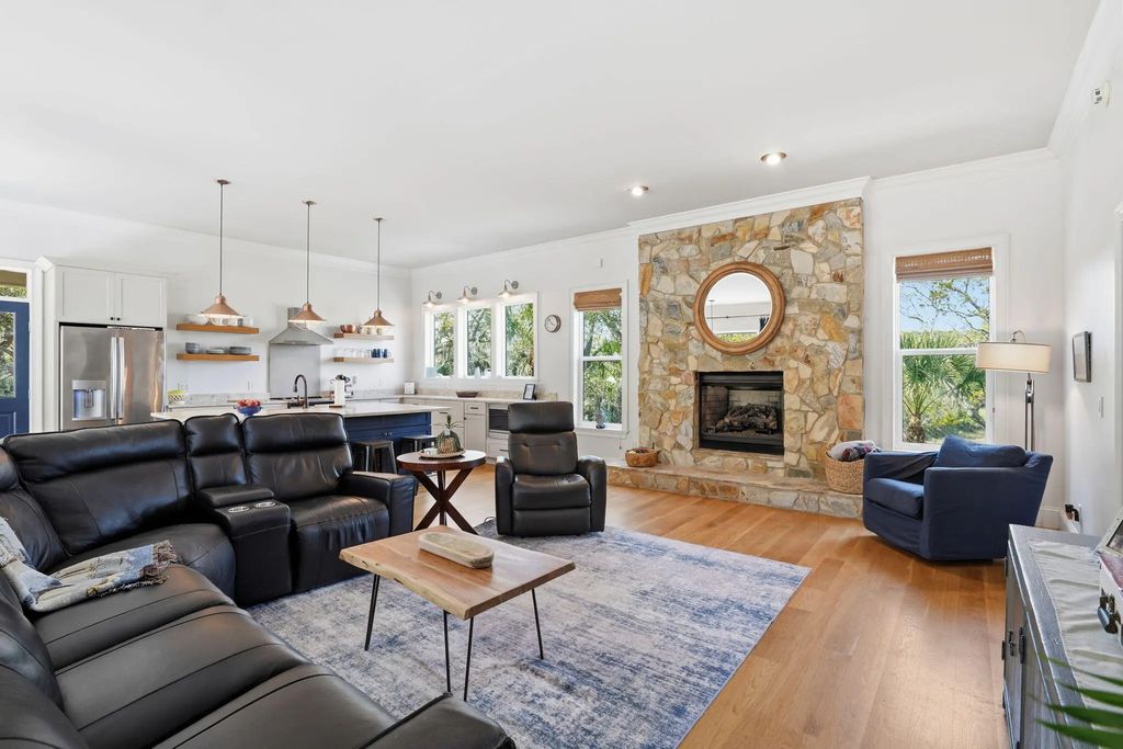 831 Hammocks Way, Edisto Island