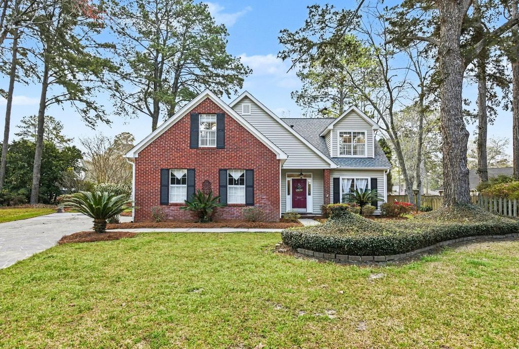 204 Wickford Court, Summerville