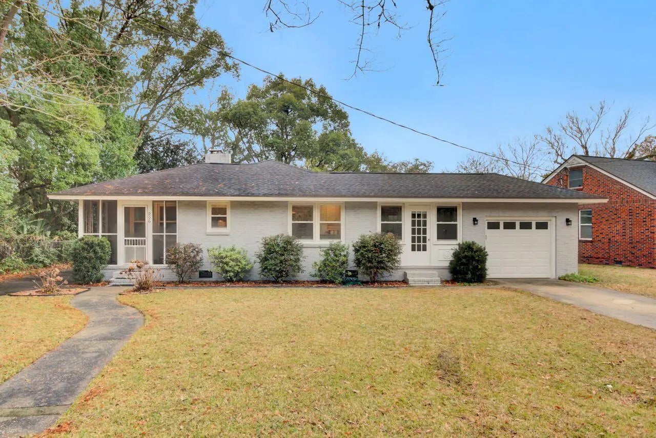 Photo of Listing #25001891