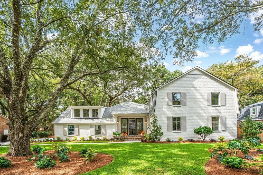 810 Creekside Drive, Mount Pleasant
