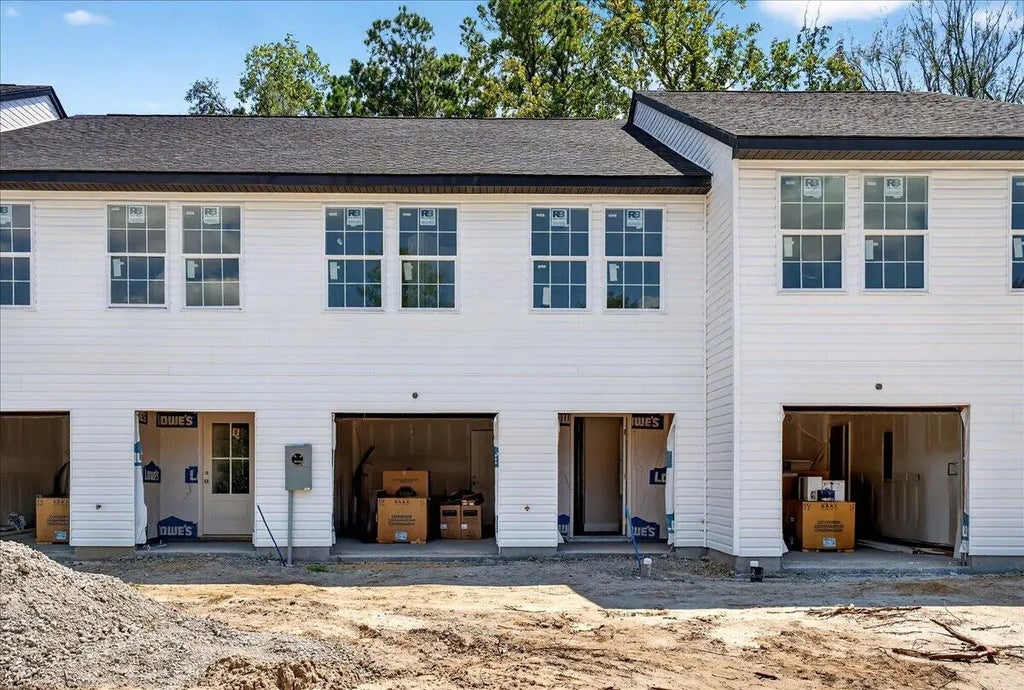 2459 Raymond Avenue, North Charleston