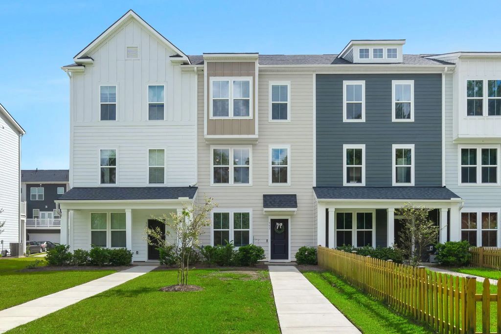 357 Herty Park Drive, Moncks Corner