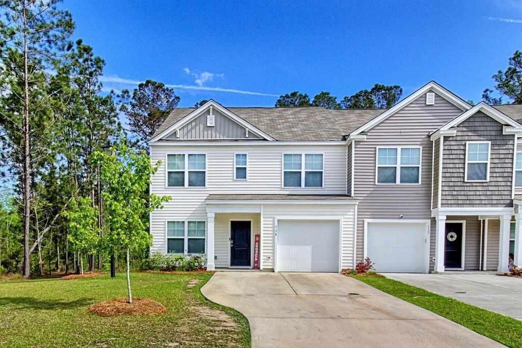 115 E Sunrise Lane, Summerville