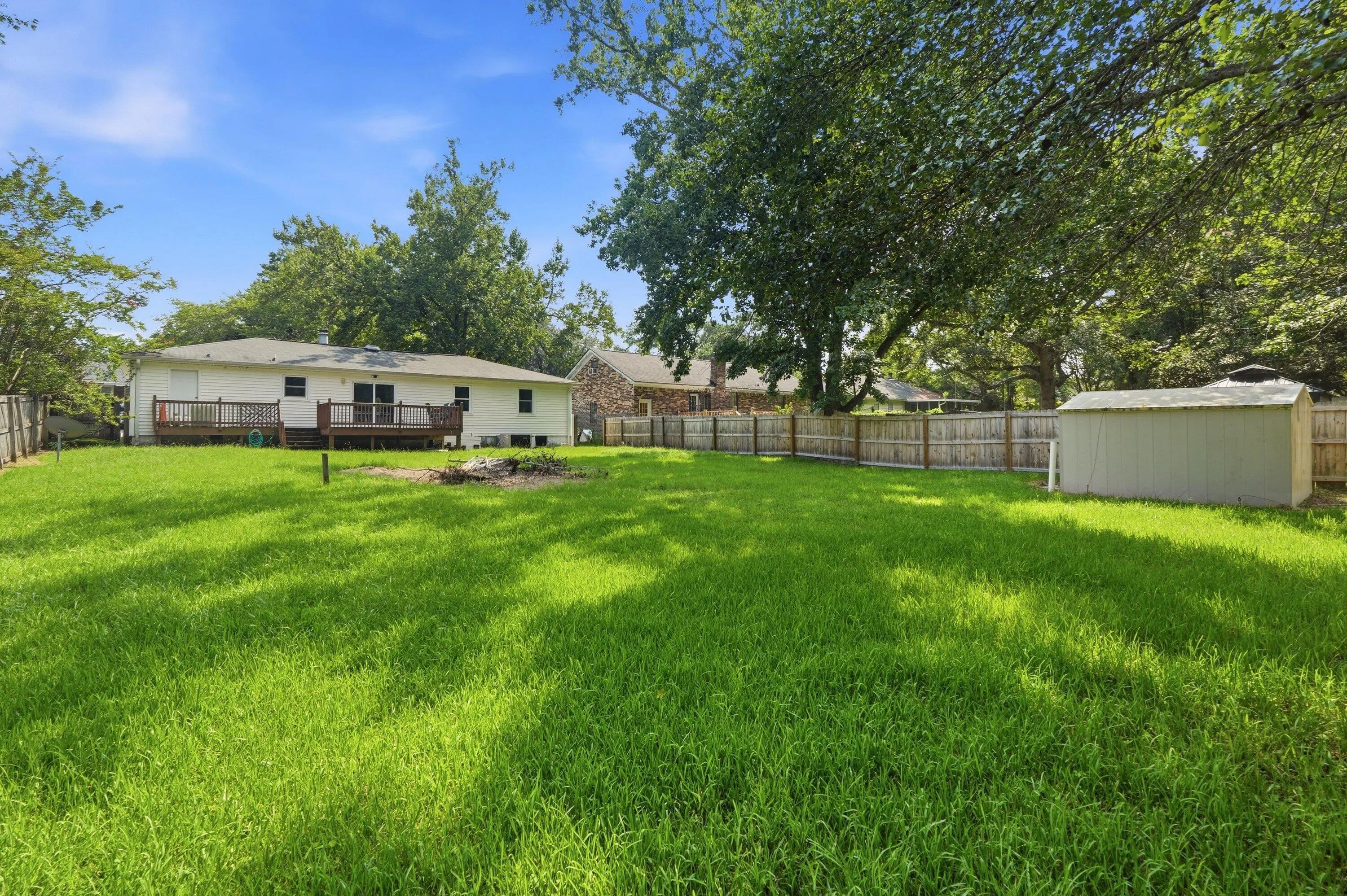 220 Crestwood Drive, Summerville, SC, 29483