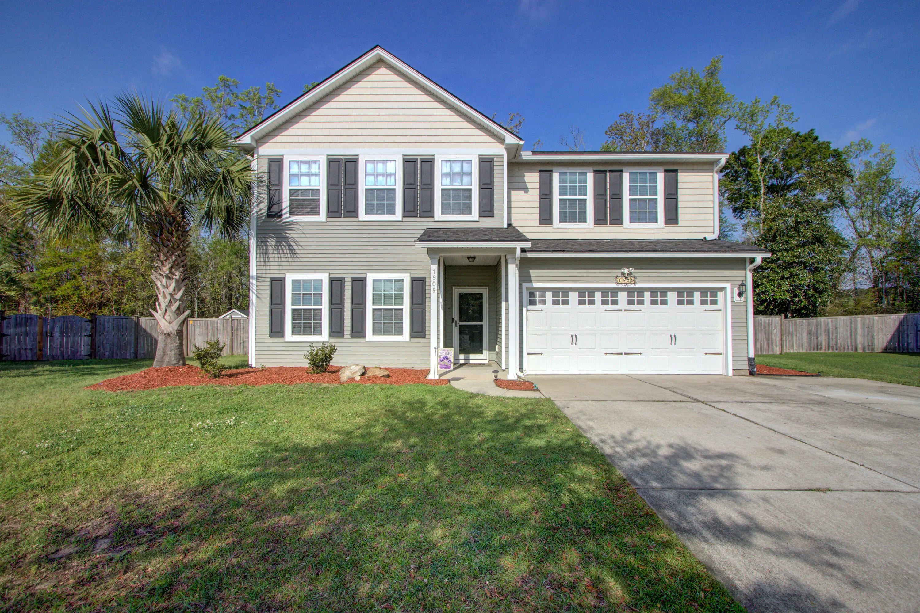 Photo of Listing #25009142