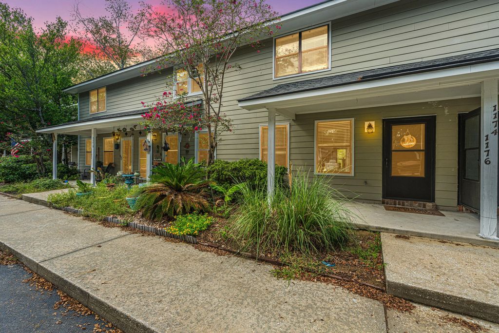 1176 Julian Clark Road, Charleston