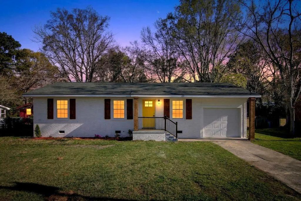20 Newark Avenue, Goose Creek