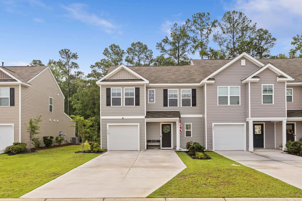 283 Ivory Shadow Road, Summerville