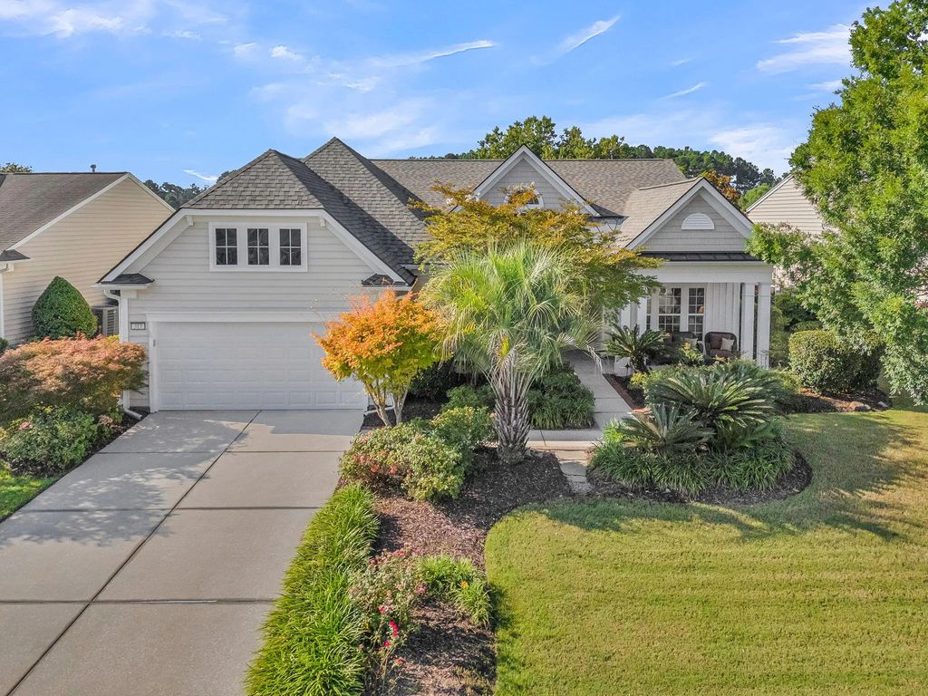 313 Waterlily Way, Summerville