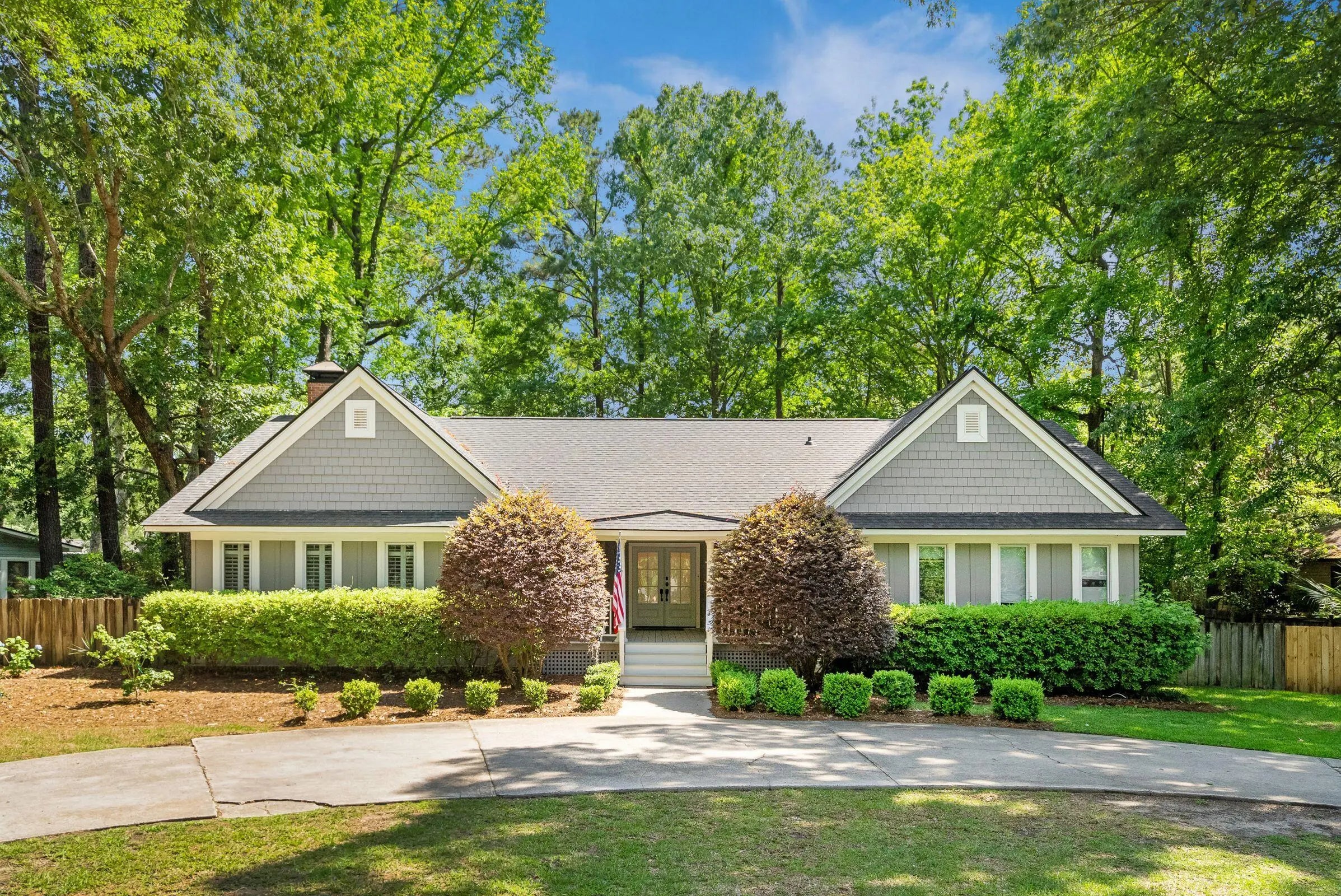 Photo of Listing #25015992