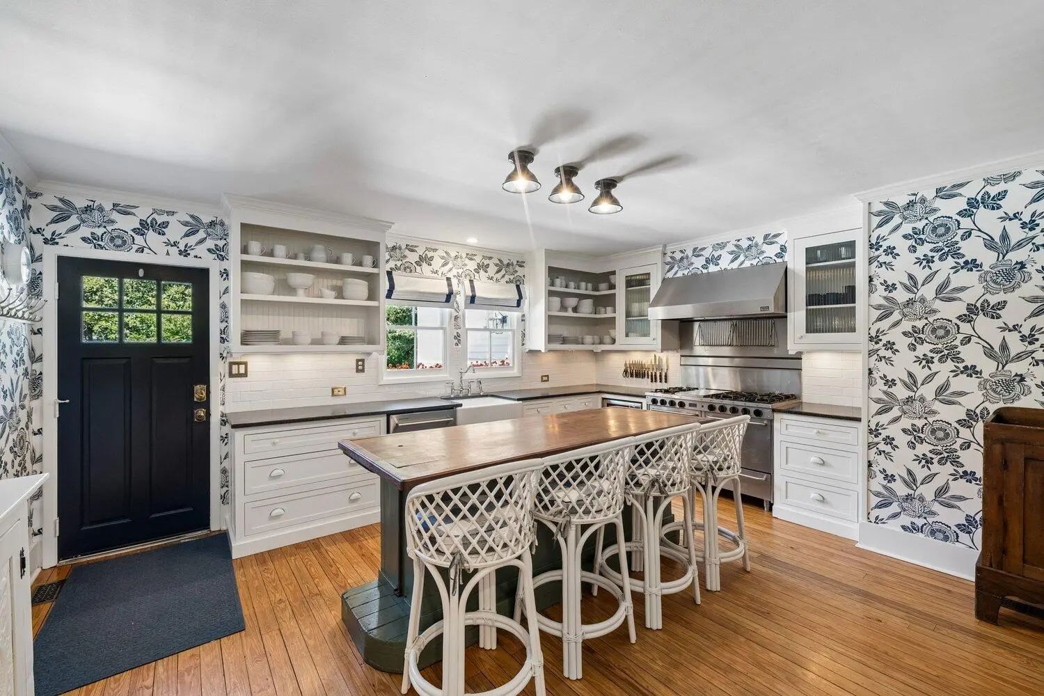 524 Central Avenue, Summerville, SC, 29483