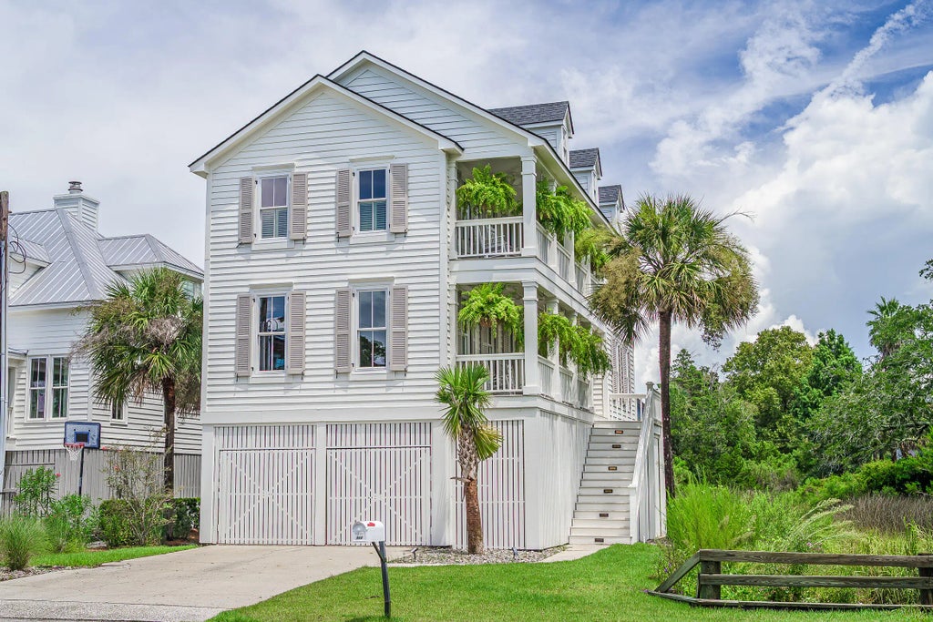 112 Middle Street, Mount Pleasant