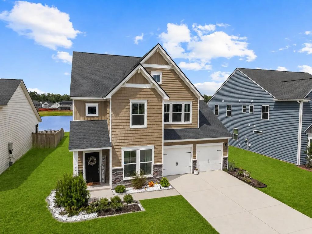 706 Spanish Pointe Drive, Summerville