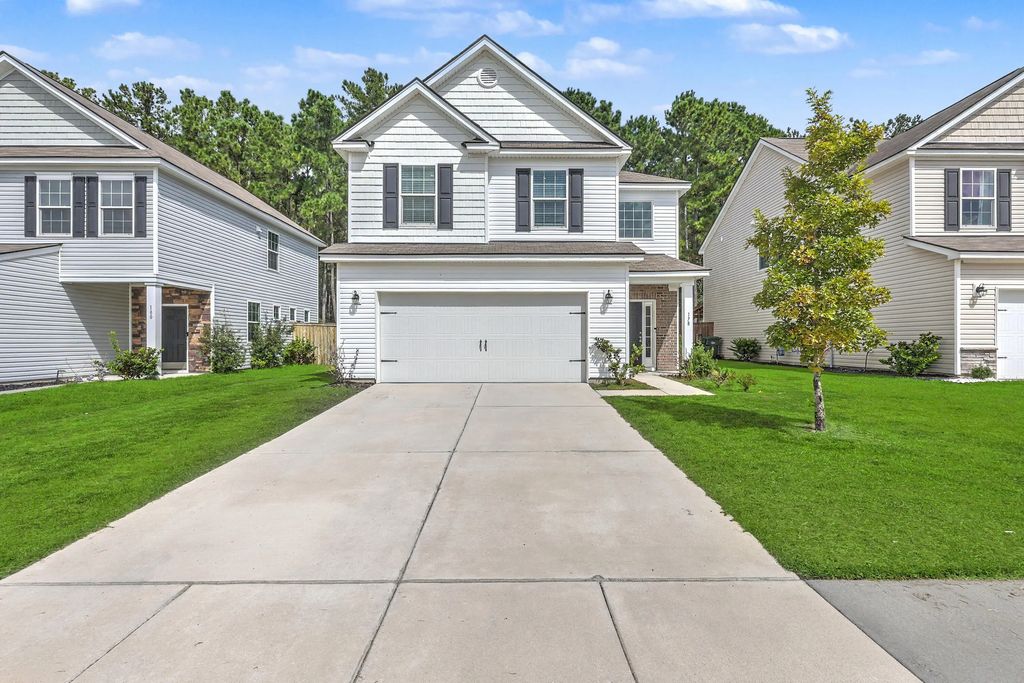 178 Daniels Creek Circle, Goose Creek