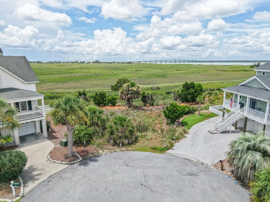 12 Windjammer Court, Saint Helena Island