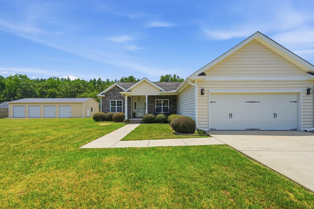 121 Edistodane Lane, Ridgeville