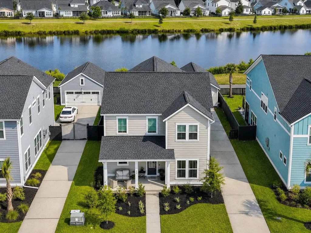 194 Ashworth Drive, Summerville