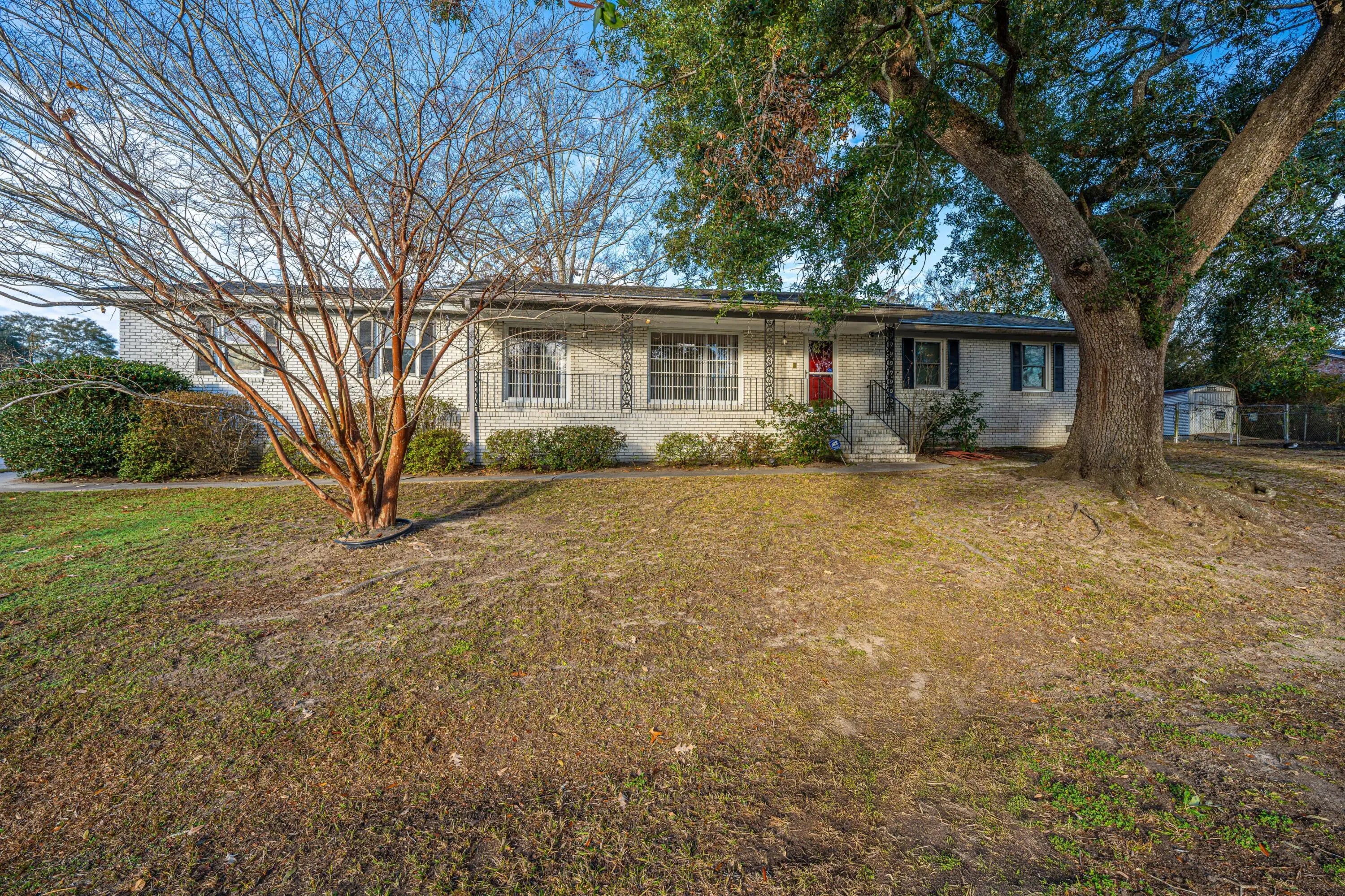 Photo of Listing #25000748