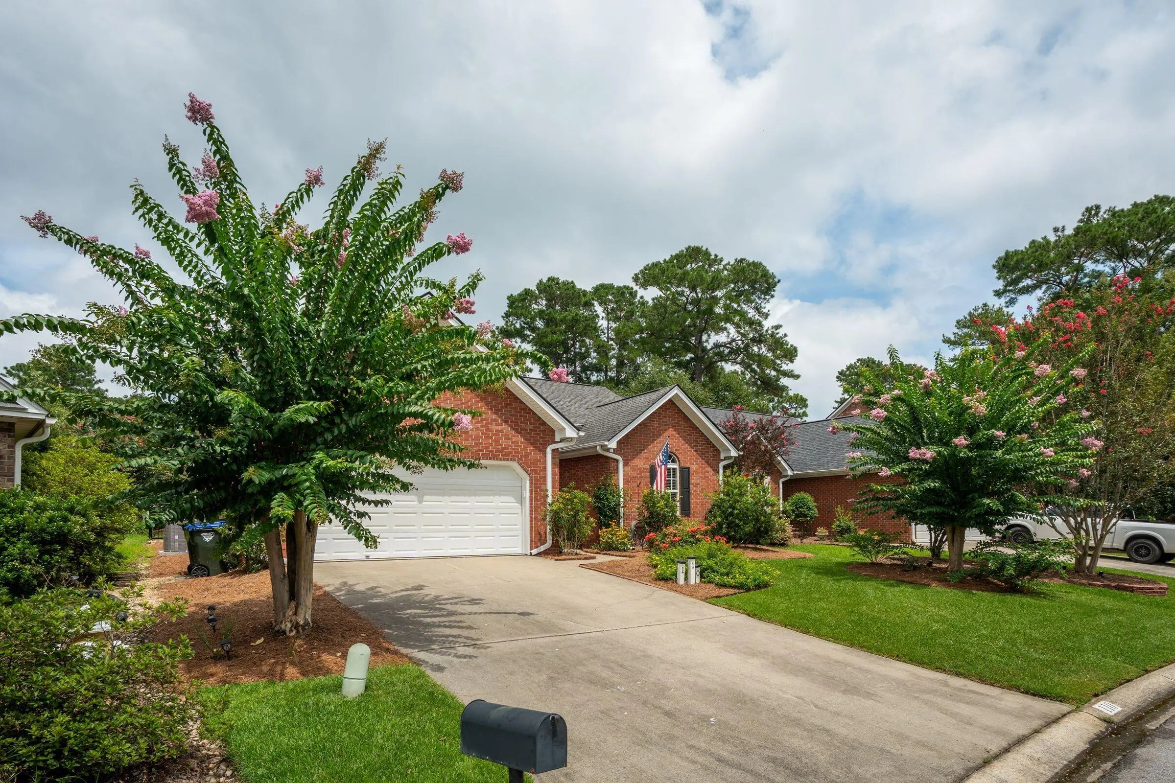 Photo of Listing #25022036