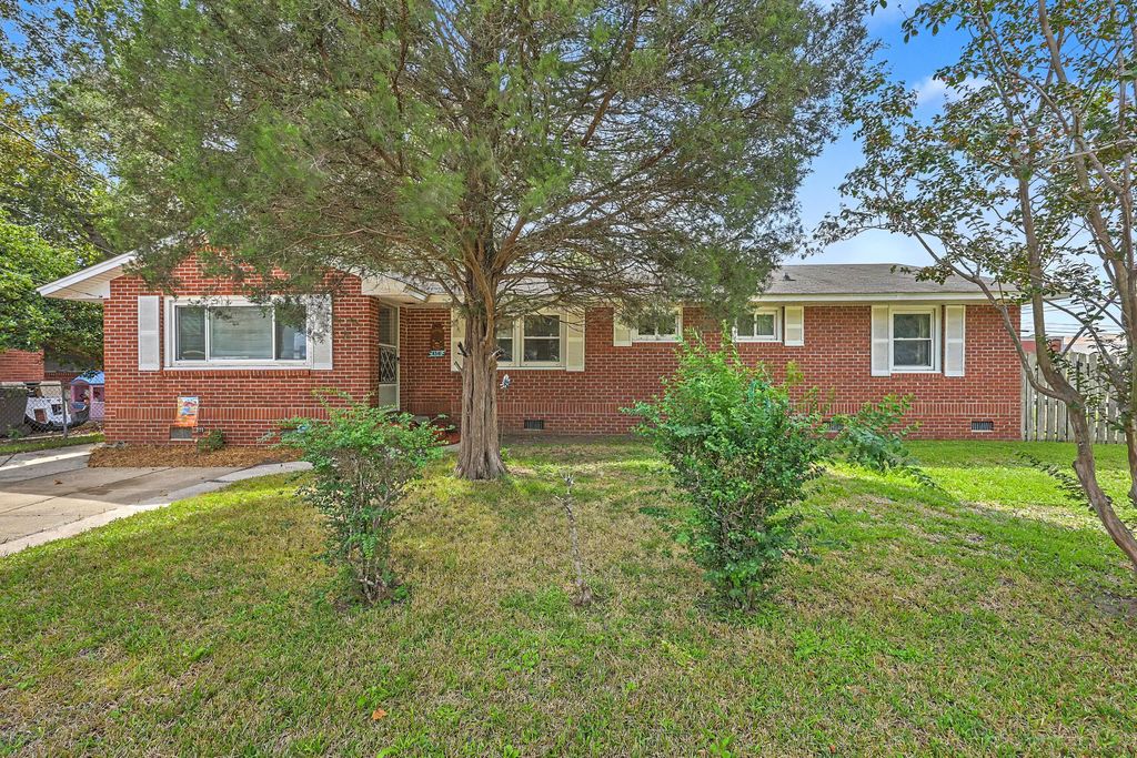4341 Spur Street, North Charleston