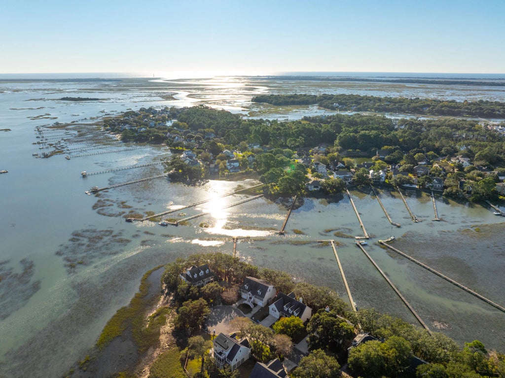 1462 Harborsun Drive, Charleston