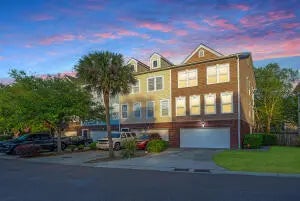 Photo of Listing #25027012