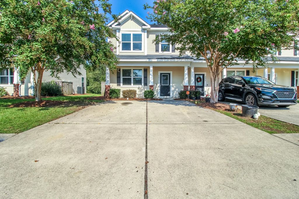 9073 Parlor Drive, Ladson