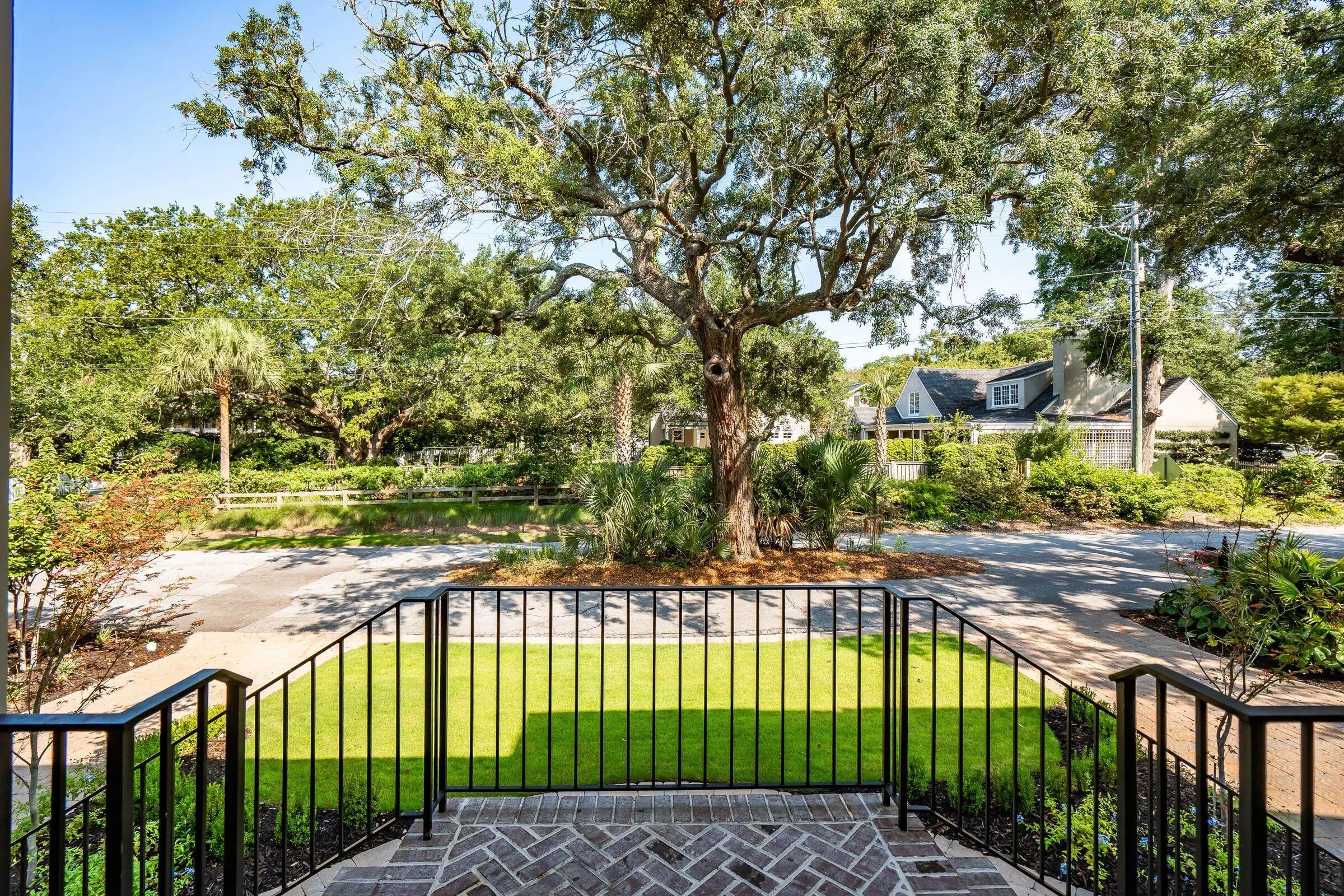 205 Mccants Drive, Mount Pleasant, SC, 29464