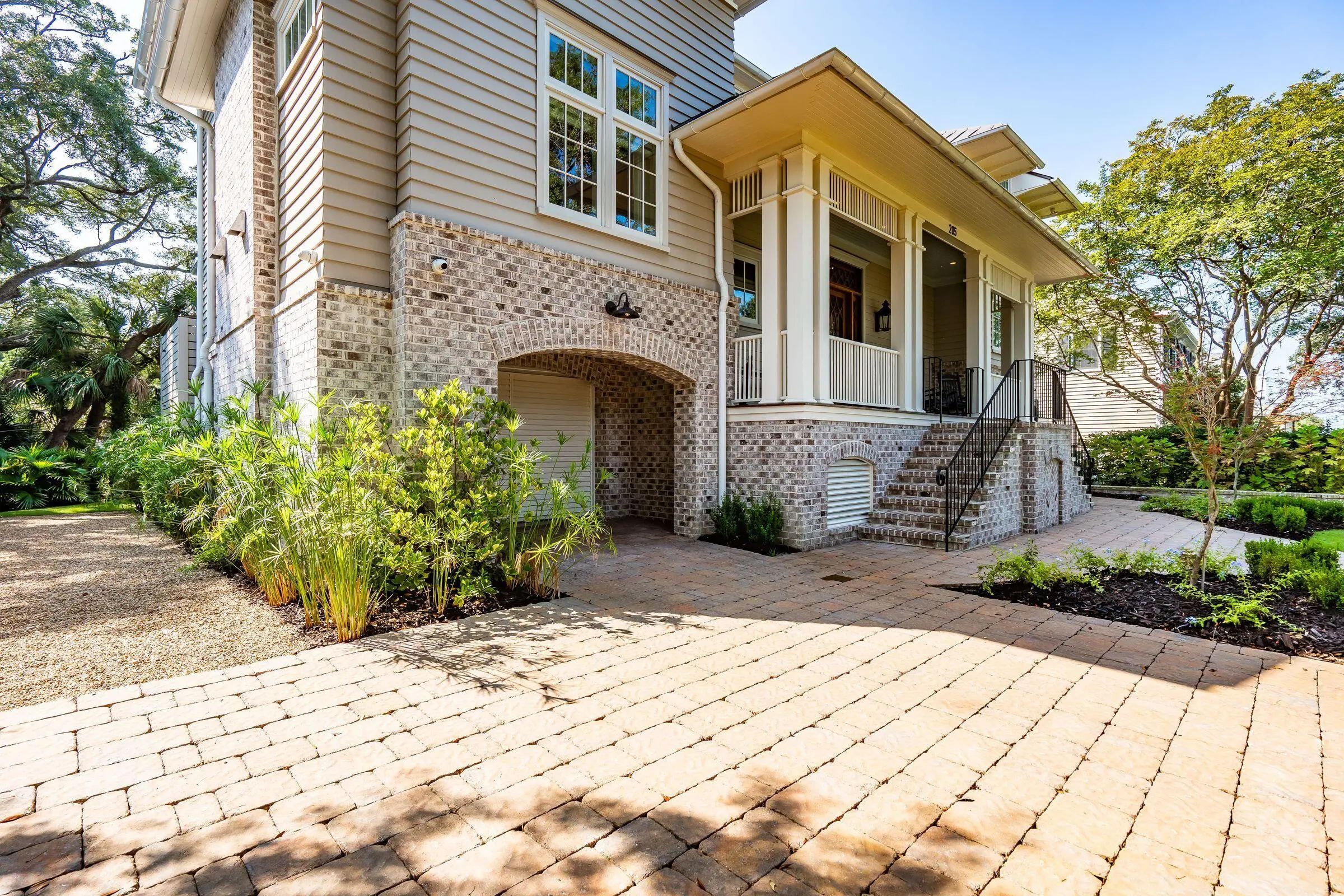 205 Mccants Drive, Mount Pleasant, SC, 29464