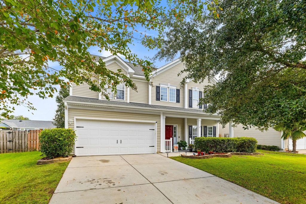 108 Tandil Court, Summerville