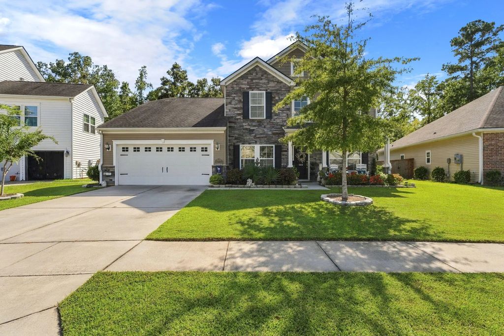 560 Mountain Laurel Circle, Goose Creek
