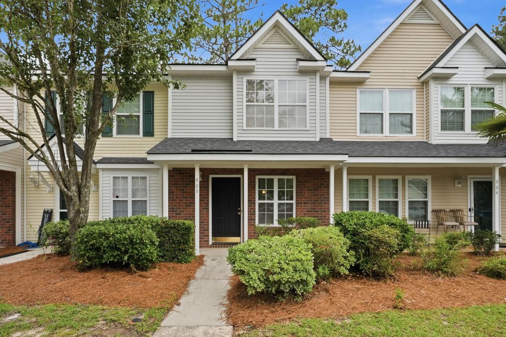 903 Elm Hall Circle, Summerville