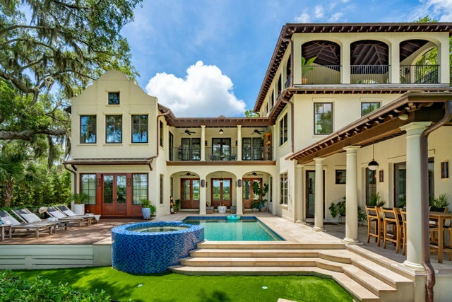 Photo of 134 3Rd Avenue, Mount Pleasant SC