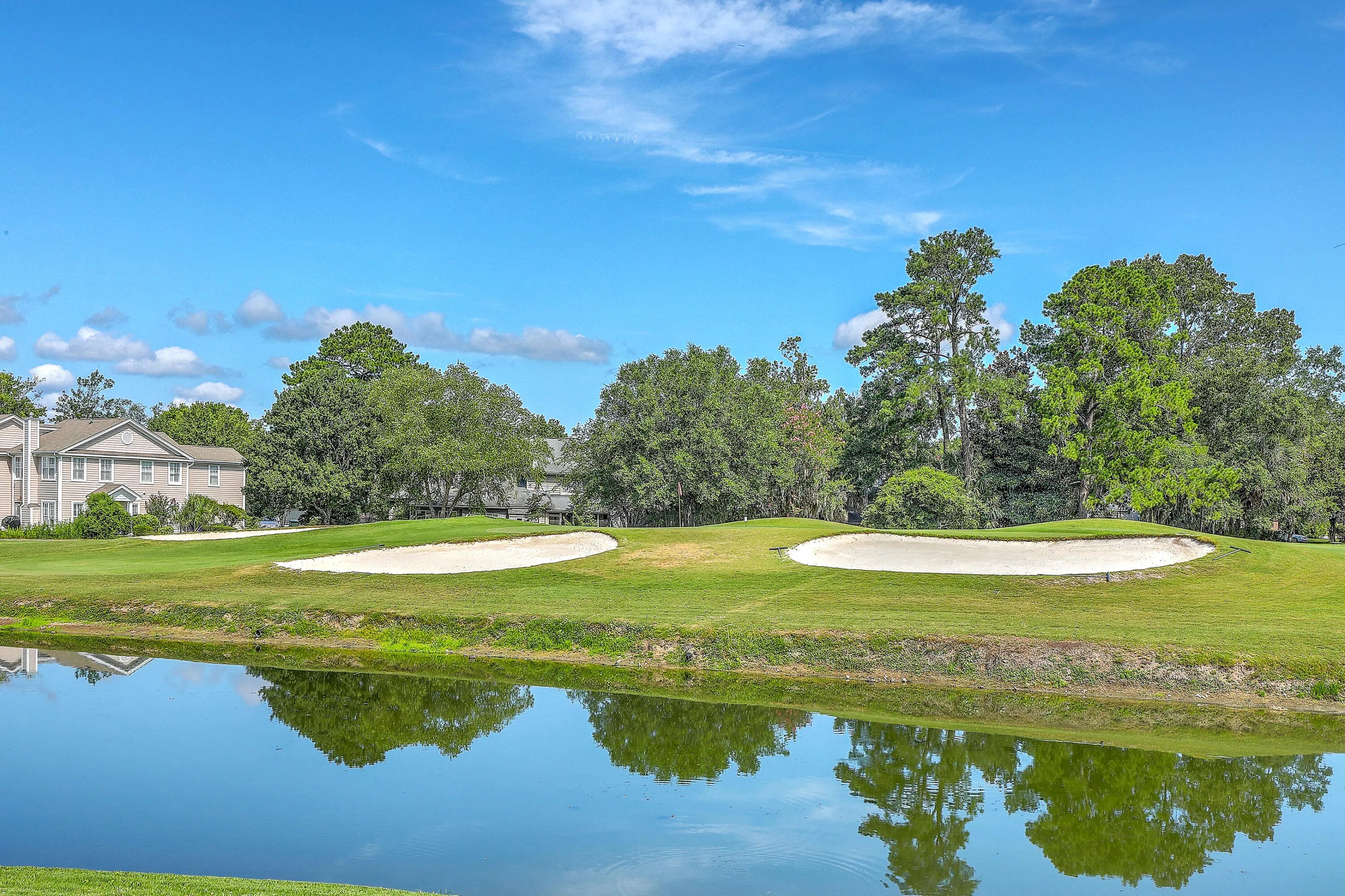 Photo of Listing #25019300