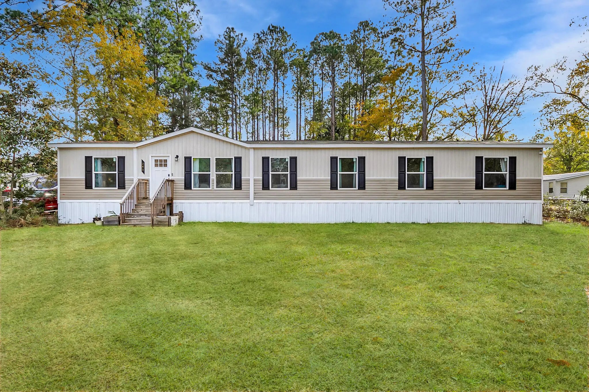 Photo of Listing #24029915