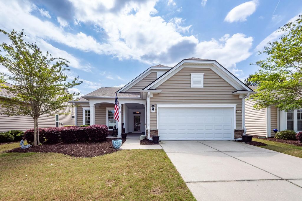 477 Eastern Isle Avenue, Summerville