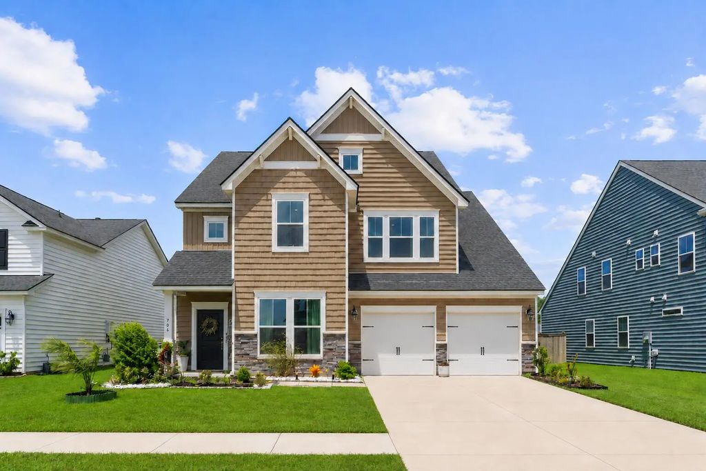 706 Spanish Pointe Drive, Summerville