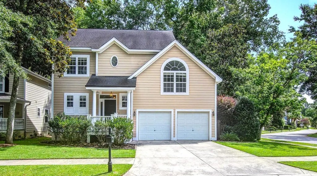 642 Fair Spring Drive, Charleston